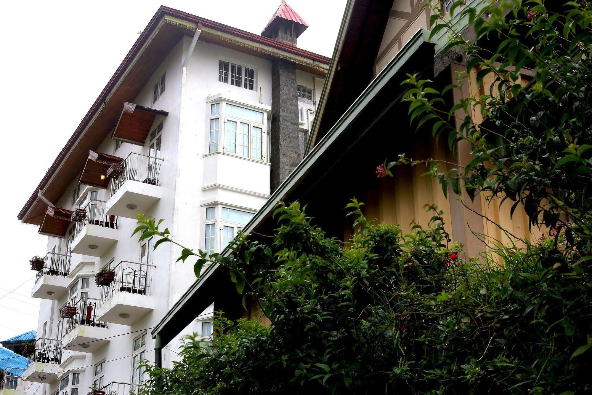 Royal Hills Nuwara Eliya Hotel Exterior photo